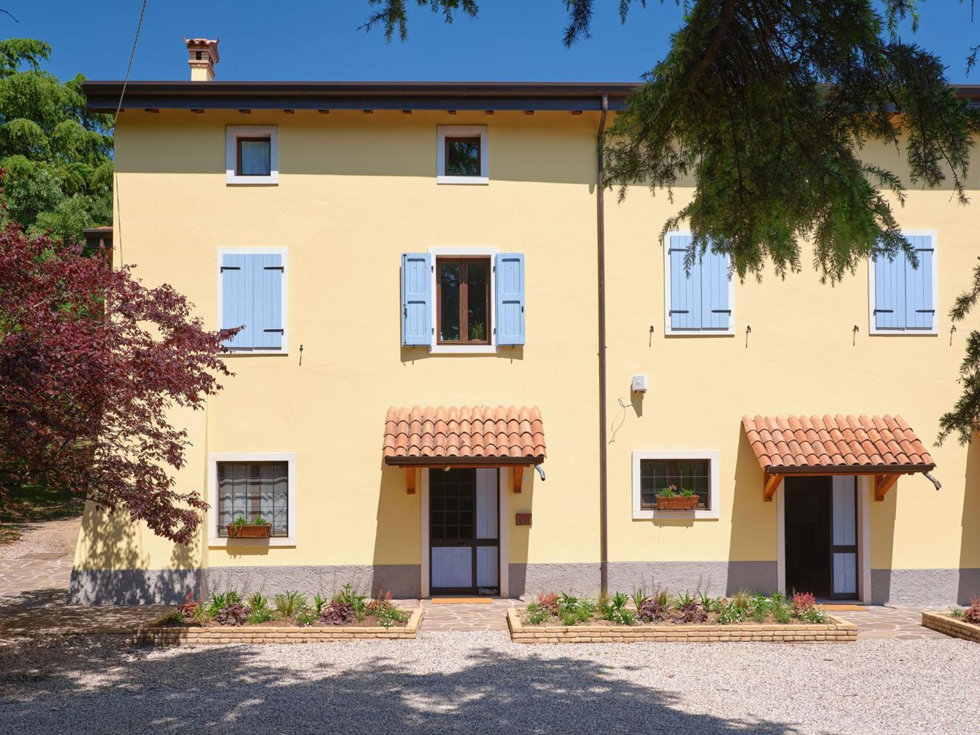 Cason Degli Ulivi-Apt Rose Apartment Rivoli Veronese Exterior photo